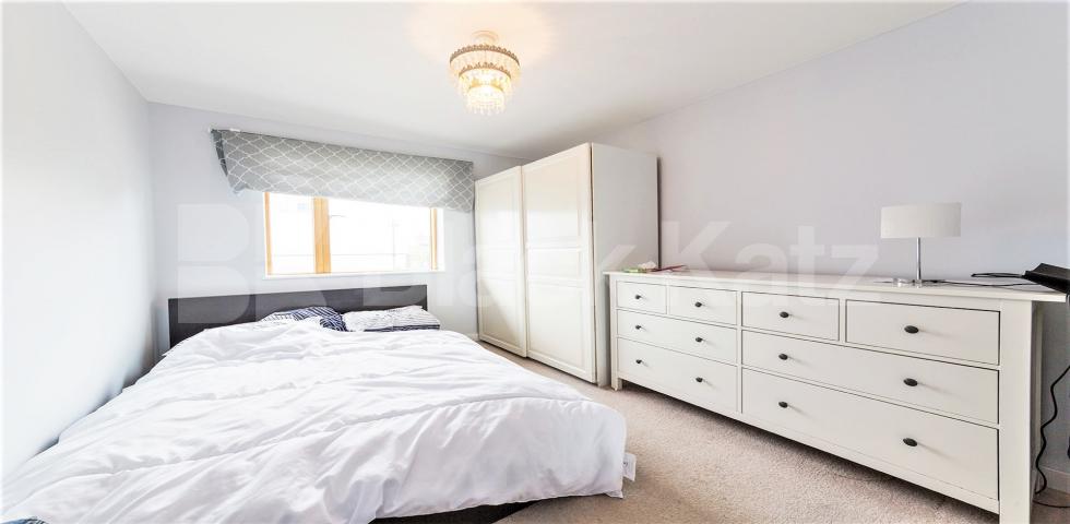 			NEW INSTRUCTION, 1 Bedroom, 1 bath, 1 reception Apartment			 Southern Row,  , WESTBOURNE PARK 